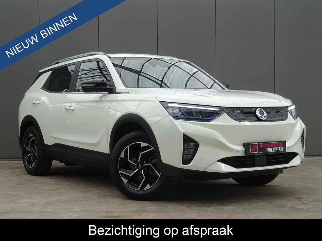 SsangYong Korando E-Motion Platinum 2WD * 326 KM ACCURADIUS * LUXE UITV. !!