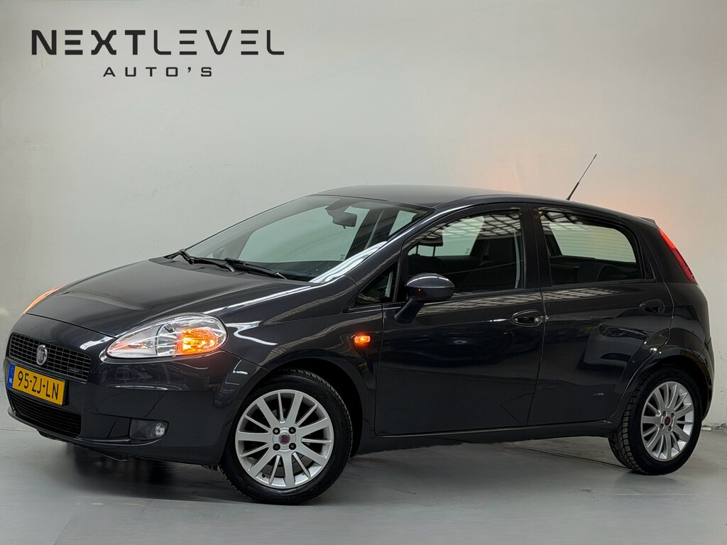 Fiat Punto Grande 1.4-16V Emotion 6Bak Cruise N.DIST RIEM 1 JAAR APK Groote Beurt