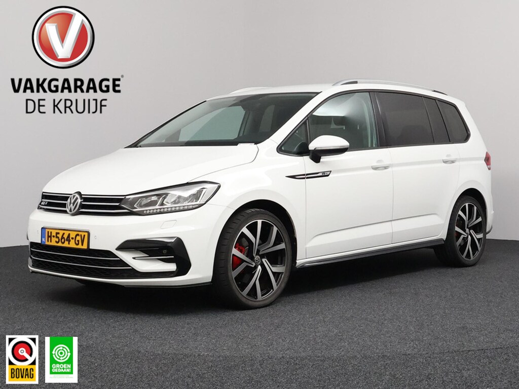 Volkswagen Touran 1.5 TSI Highline Business R 7p | Trekhaak | Camera | ACC | Carplay!
