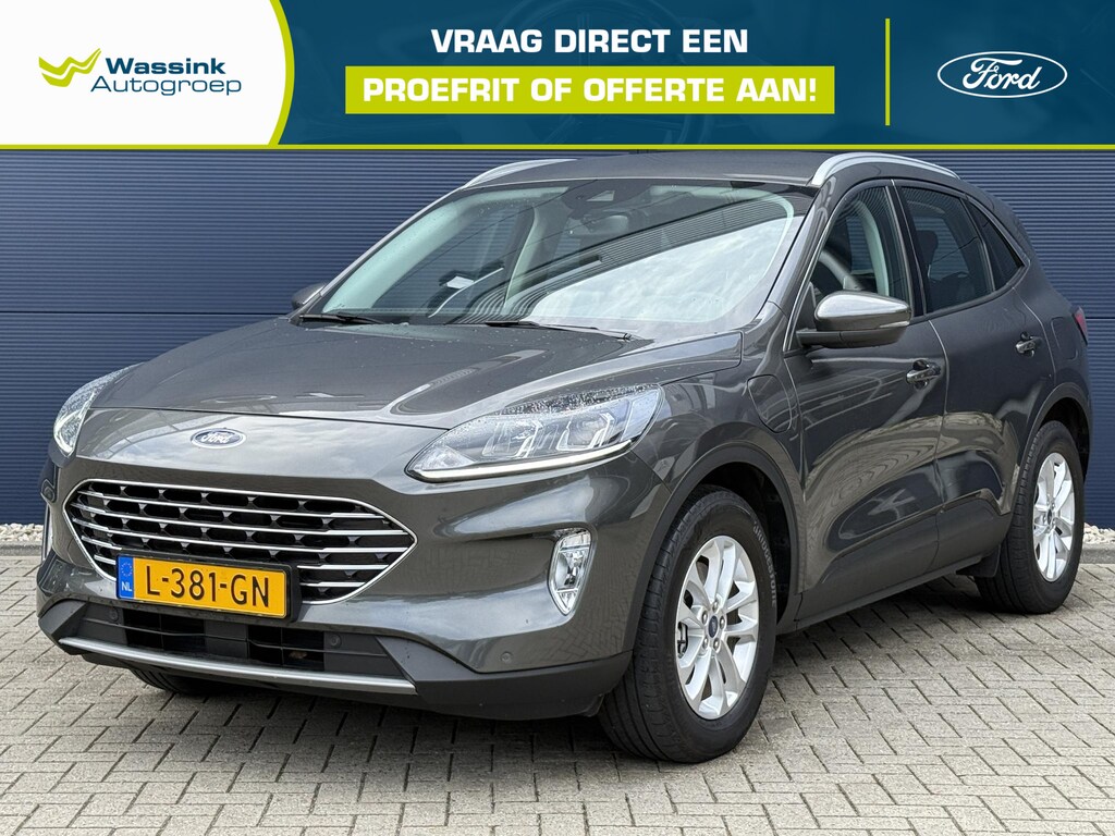 Ford Kuga 2.5 PHEV Titanium | Navigatie | Camera | Draadloze telefoonlader | Climate Control | Cruise Control | Lage kmstand!