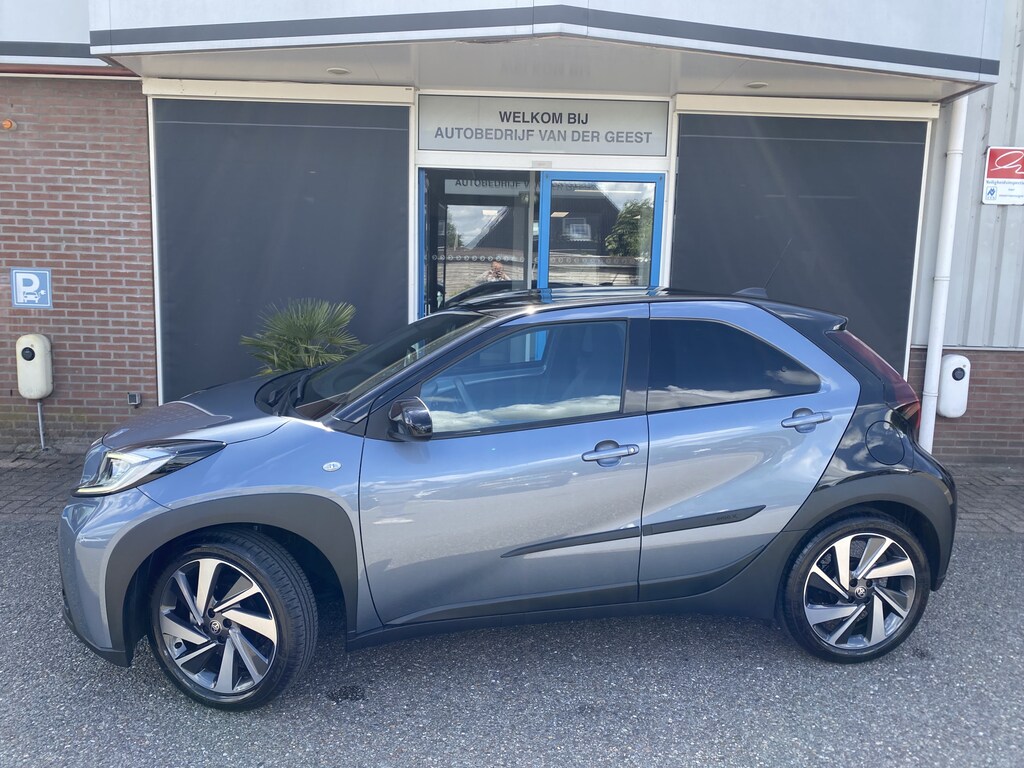 Toyota Aygo X 1.0 VVT-i S-CVT Envy