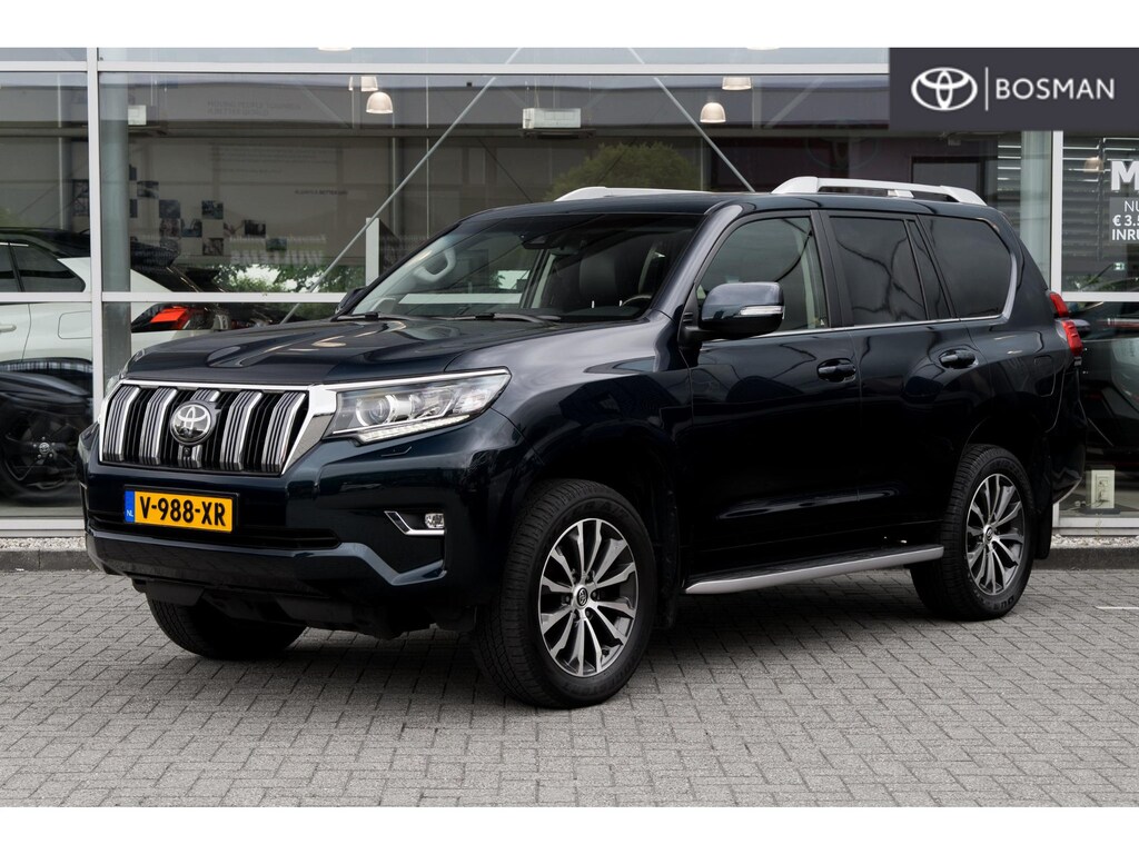 Toyota Land Cruiser 2.8 D-4D-F Executive Blind Van
