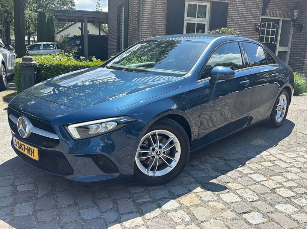 Mercedes-Benz A-klasse 180 Bns Sol,led,stoelverw,camera,