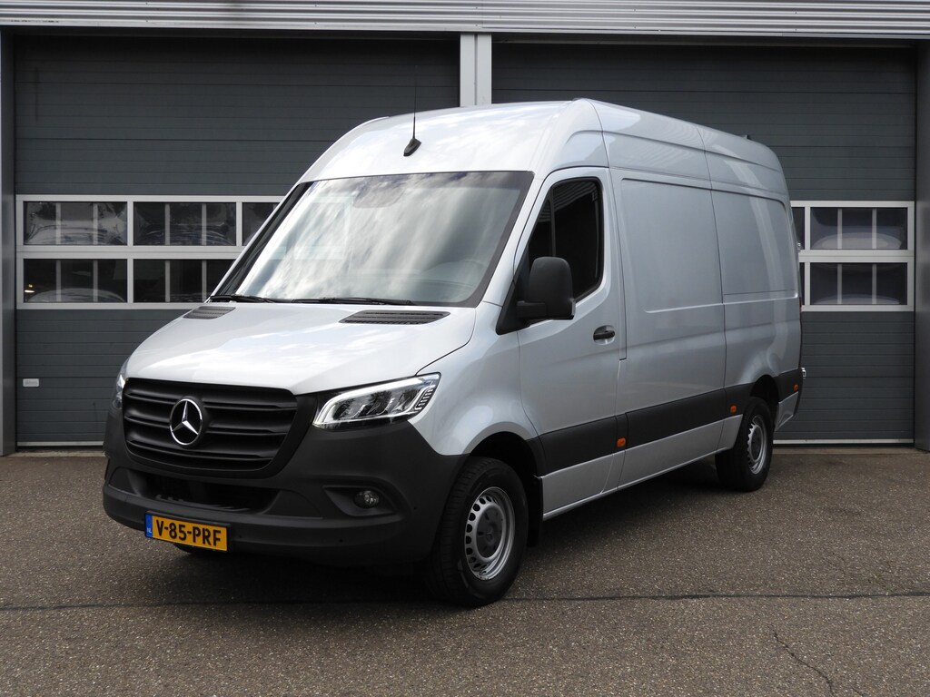 Mercedes-Benz Sprinter 317 1.9 CDI L2H2 RWD AUT | 3.5t TREKHAAK | LED | CRUISE | CAMERA | MBUX