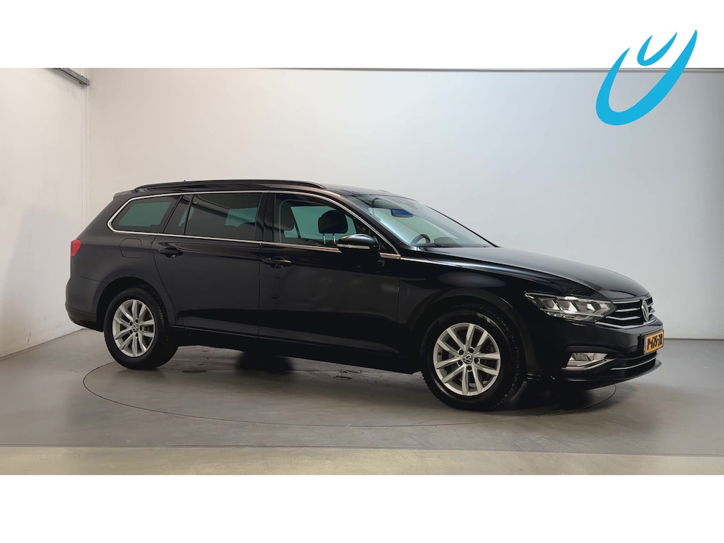 Volkswagen Passat Variant 1.5 TSI 150pk DSG Business Navigatie Parkeersensoren App-Connect DAB+