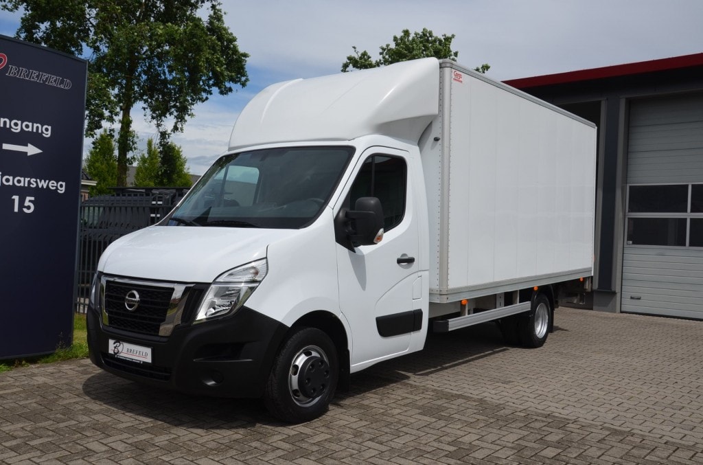 Nissan Interstar 2.3 DCI Interstar/master  Meubelbak/ bakwagen Laadklep Dubbel lucht.