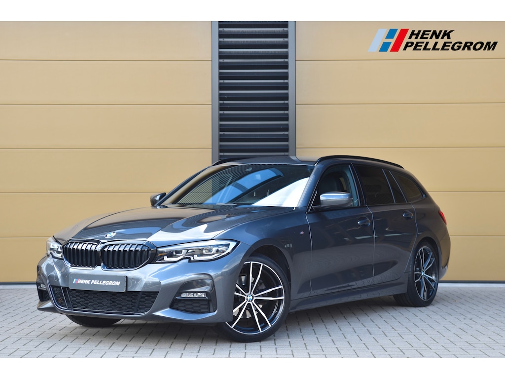 BMW 3-Serie Touring 320i High Executive * M-Sport * M-Sportonderstel * Comforttoegang * Sfeerverlichting *