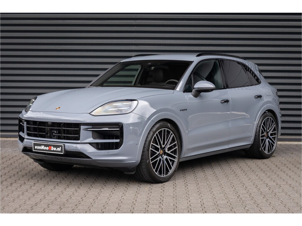 Porsche Cayenne 3.0 E-Hybrid Sport Design - Achterassturing