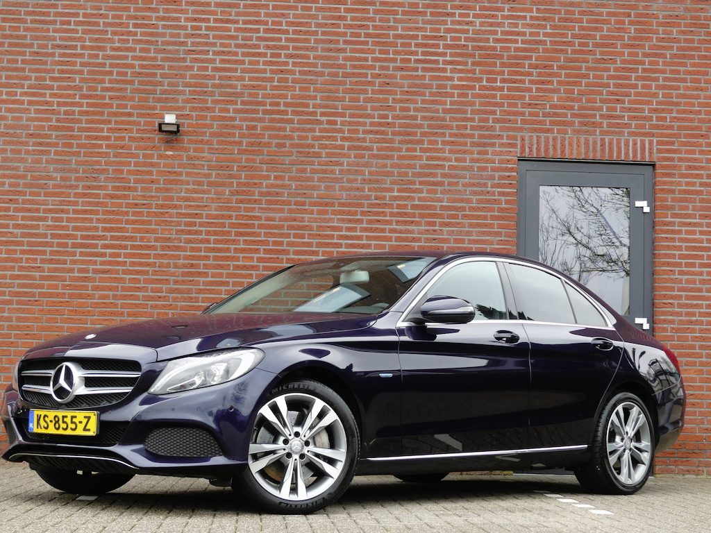 Mercedes-Benz C-klasse 350 e / Leer / Sportstoelen / 18inch