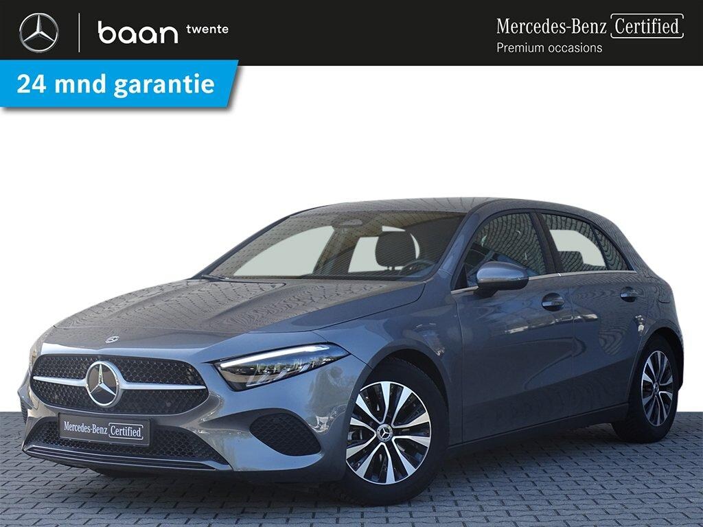 Mercedes-Benz A-klasse A 180 Star Edition | Achteruitrijcamera | Spoorassistent | Parkeerassistent | Stoelverwarming | Spiegelpakket