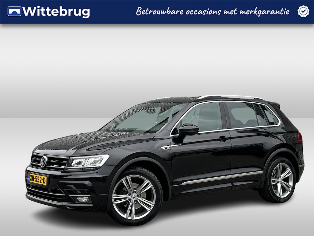 Volkswagen Tiguan 1.5 TSI R-Line / Digitaal dashboard / Pano / Dyn audio / Navigatie / App connect / 3x R-line /