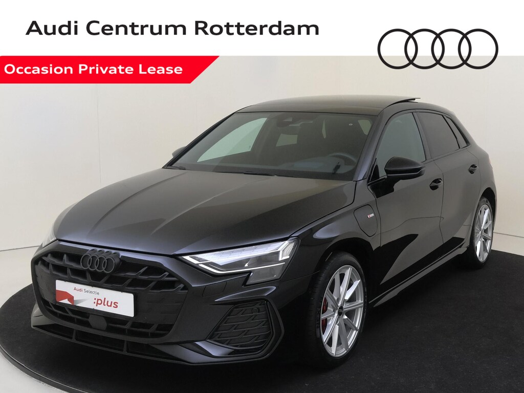 Audi A3 Sportback 45 TFSI e S edition Competition | SoH 100% | Panoramadak | Head-up display | SONOS | Adaptieve cruise control | Dodehoek detectie | Achteruitrijcamera | Sfeerverlichting |