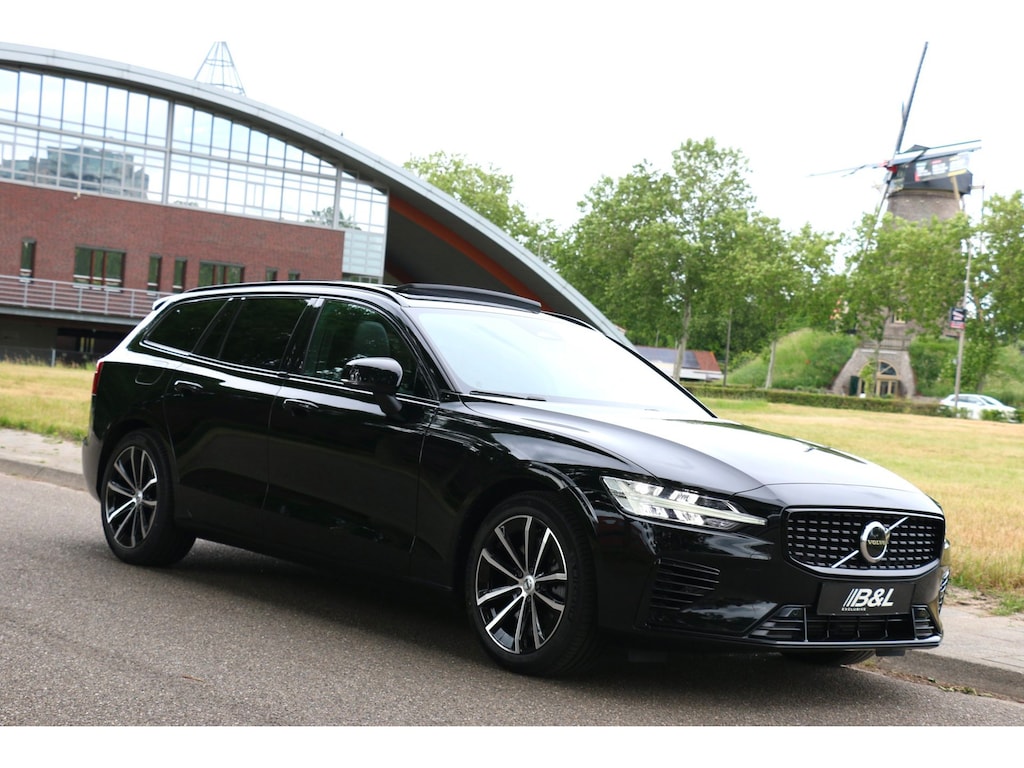 Volvo V60 2.0 T8 Plug-in Hybride Long Range R-Design AWD Ultimate Dark 335kW 456Pk Aut Recharge Full Option Adaptive CC 1e eigenr