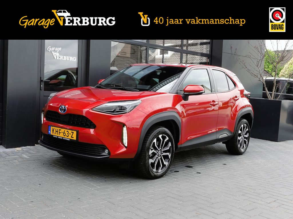 Toyota Yaris Cross 1.5 Hybrid Business Plus (Navigatie,Keyless,Camera,AdaptiveCruise,Stoel/stuurverwarming)