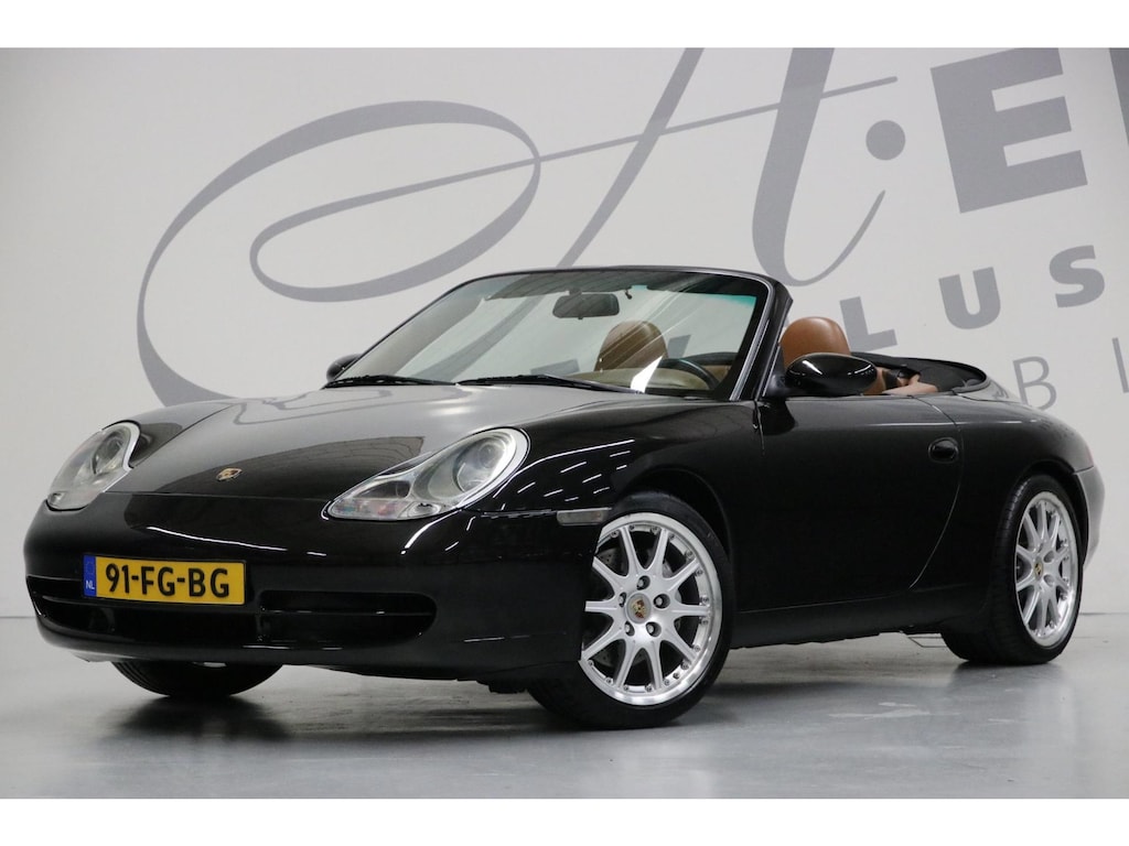Porsche 911 Cabrio 3.4 Carrera 4