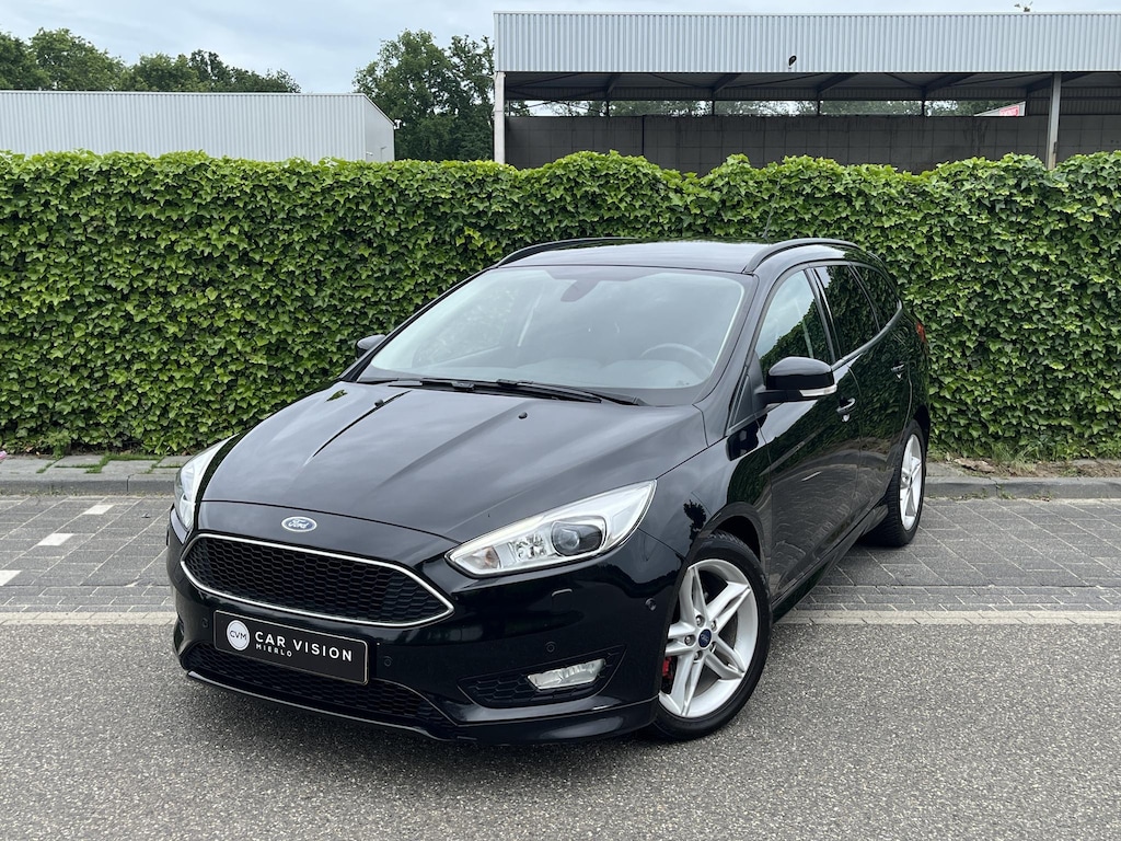 Ford Focus Wagon 1.0 Titanium ST-Line * Navi * Nieuwe Distr. * Garantie