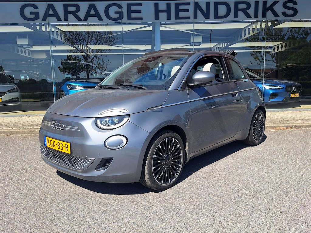 Fiat 500e C La Prima 42 kWh | SOH: 94,1% | Climate | Camera | Adaptive CC | Blindspot |