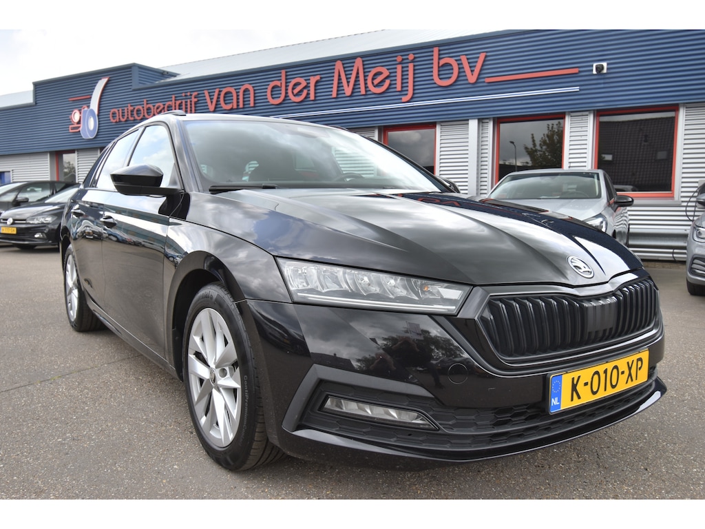 Skoda Octavia Combi 1.0 e-TSI Sport Business , VIRTUAL COCKPIT , CR CONTR , NAVI , LMV17 , PDC A , CLIMATR ,