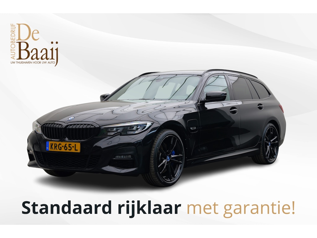 BMW 3-Serie Touring 320e M Sport | Half leer | 19" Licht metaal |