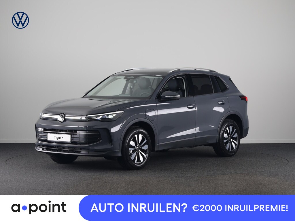Volkswagen Tiguan Limited Edition 1.5 eHybrid 150 kW / 204 PK SUV 6 Stoelverwarming | Trekhaak | 360 camera