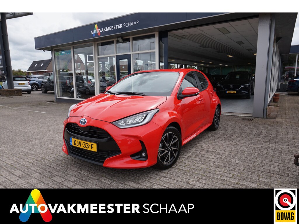 Toyota Yaris 1.5 Hybrid 115 Business , 4600km , Incl 12 mnd bovag garantie