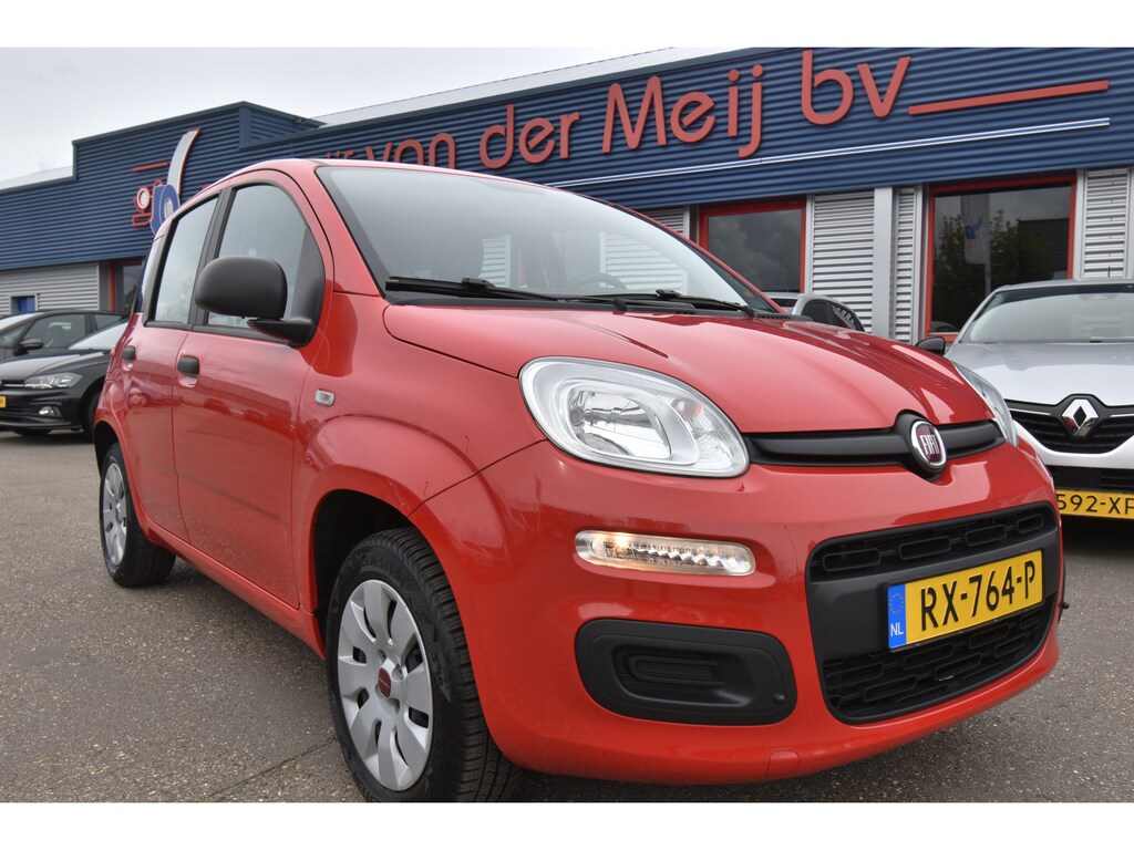 Fiat Panda 0.9 TwinAir Popstar , TREKHAAK , EL VOOR , AIRCO , RCD SPELER
