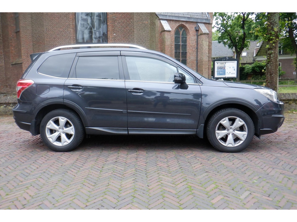 Subaru Forester 2.5 Premium-LEER-CAMERA-STOELVERW.TREKHAAK-BOVAG
