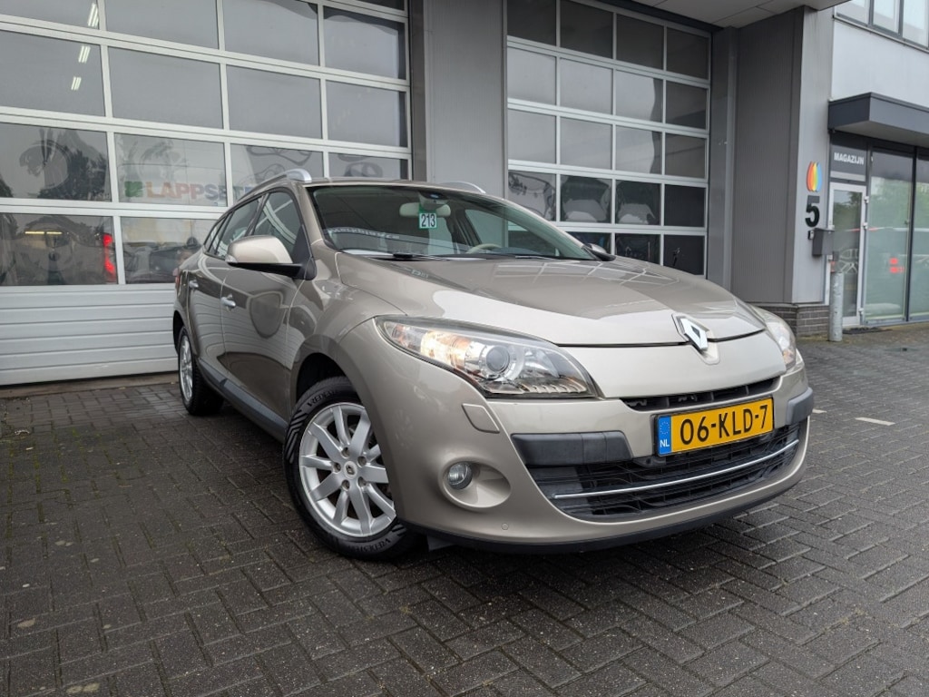 Renault Megane Estate 2.0 Privilége/ XENON/ AUT / LUXE !