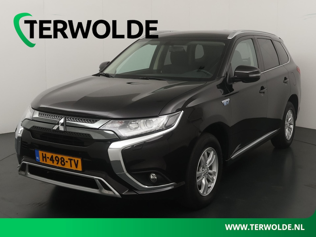 Mitsubishi Outlander 2.4 PHEV Pure | Parkeercamera | Apple Carplay/Android Auto | Stoelverw. |