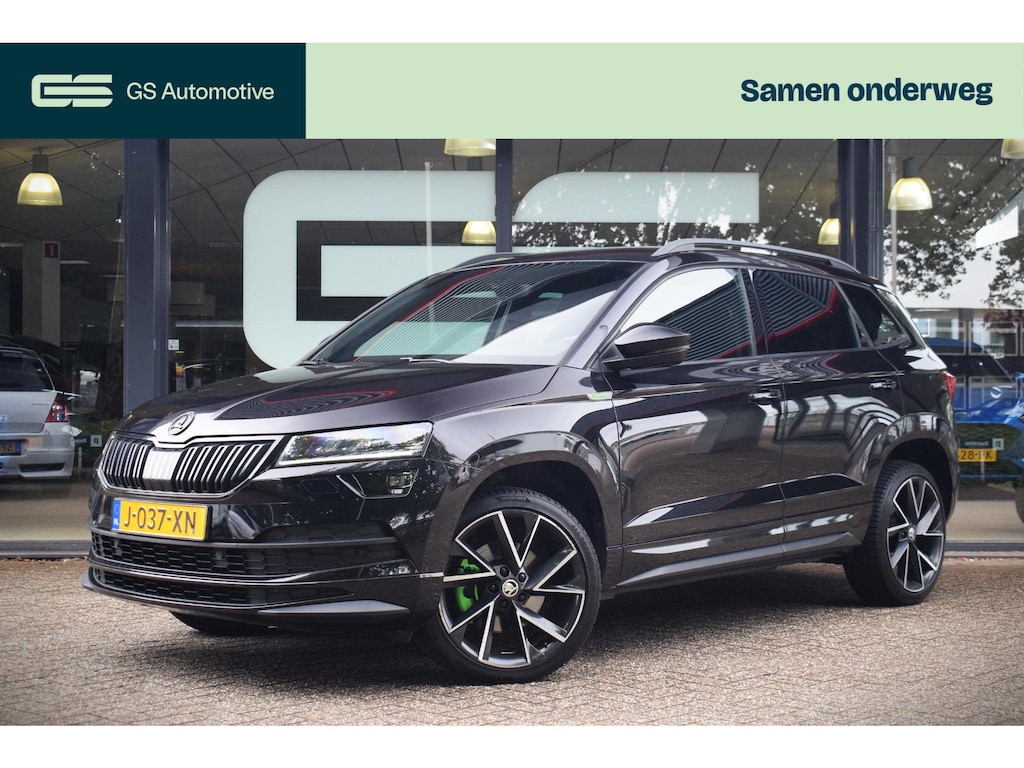 Skoda Karoq 1.5 TSI ACT Sportline Business met TREKHAAK|NAVIGA