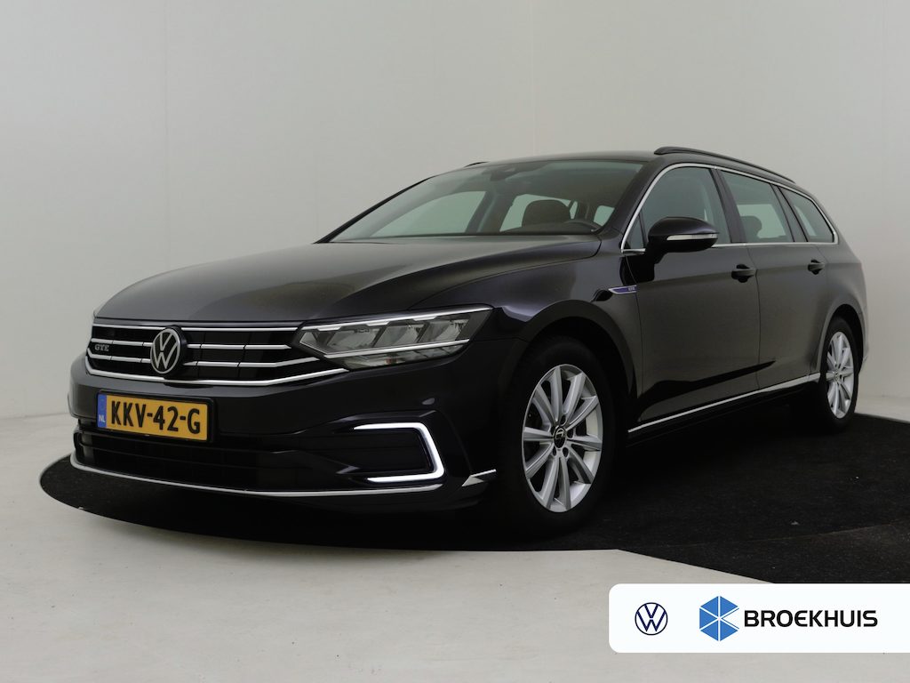 Volkswagen Passat Variant 1.4 TSI PHEV GTE Business 218Pk DSG/AUTO | Elektr.Trekhaak | Camera | Cruise control adaptief | Apple carplay Android auto | Navigatie | DAB | LED | Stoelverwarming | 17"LMV