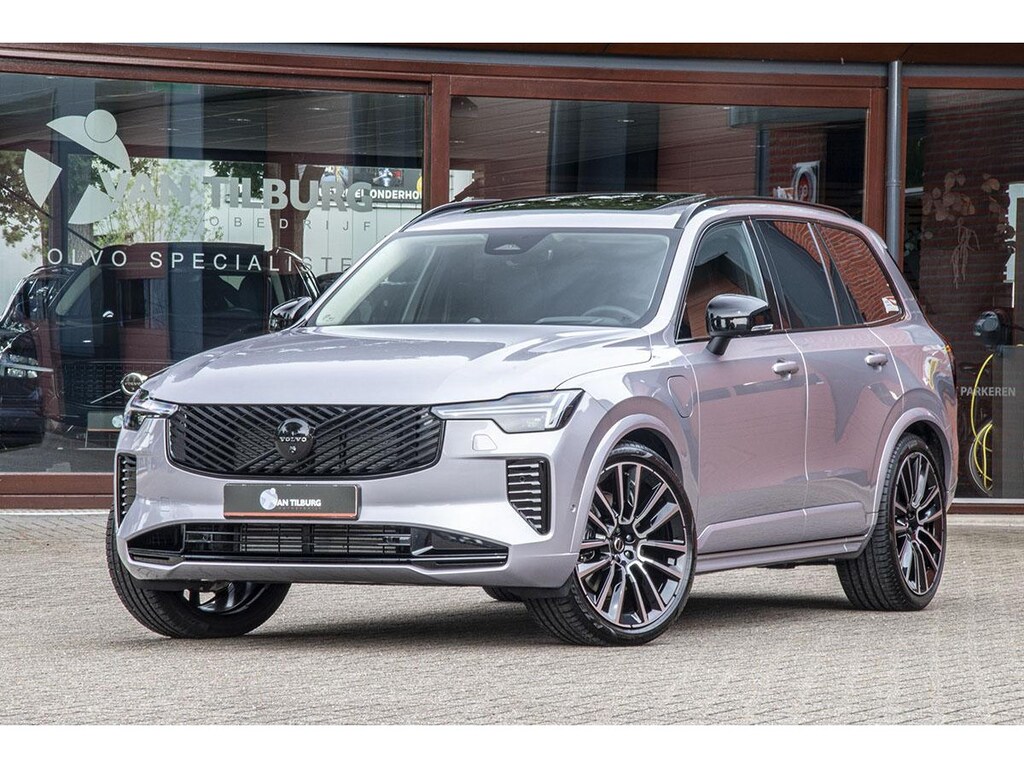 Volvo XC90 2.0 T8 AWD RECHARGE ULTRA DARK DEMO