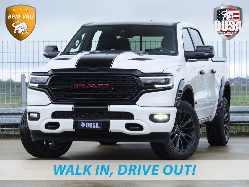 Dodge Ram 1500 | Limited | 5.7 V8 | HEMI | Night Edition | Panorama dak  | Luchtvering | BPM-VRIJ | Bright white Getoonde accessoires zijn verkrijgbaar tegen meerprijs
