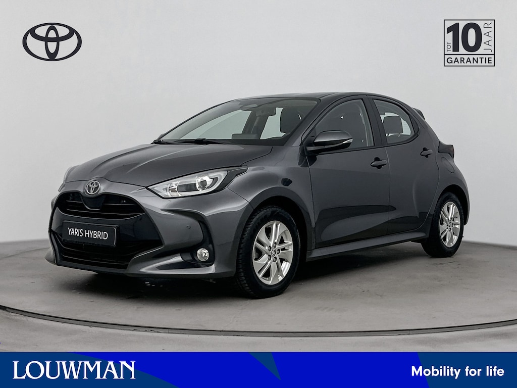 Toyota Yaris 1.5 Hybrid 115 Active + | BTW Voertuig | Stoel+stuurverwarming | Parkeersensoren voor+achter | Apple CarPlay/Android auto | Climate Control | Cruise Control Adaptive | Rijklaar