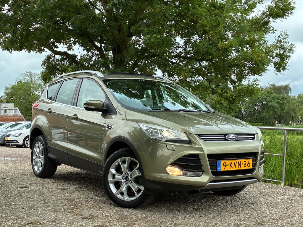 Ford Kuga 1.6 Titanium 4WD | Automaat | Pano/schuif dak + Leder nu €13.975,-!!