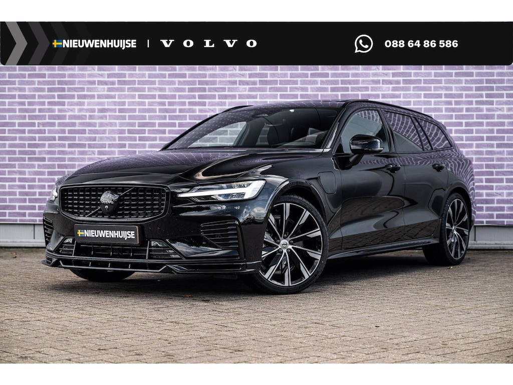 Volvo V60 2.0 T6 Plug-in hybrid AWD Ultra Dark | Trekhaak | 20" | Heico Body Kit | Black Pack | Schuif-/kanteldak | Head Up Display | Donker Glas | Sportstoelen | Power Seats | Harman Kardon |