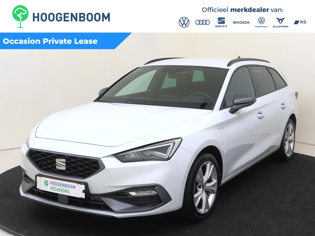 SEAT Leon Sportstourer 1.4 TSI eHybrid PHEV FR Business Intense | SoH 100% | Trekhaak | Navigatie | Parkeerassistent | Adaptieve cruise control | Dodehoek detectie | Achteruitrijcamera | 3-zone airco |