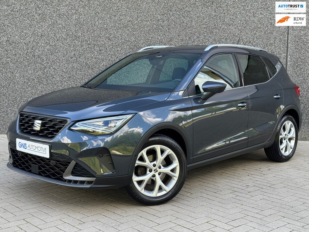 SEAT Arona 1.0 TSI FR | Carplay | Rijstrook assistent | Cruise control | Camera | Climate control | NAVI | Parkeer sensoren V+A |