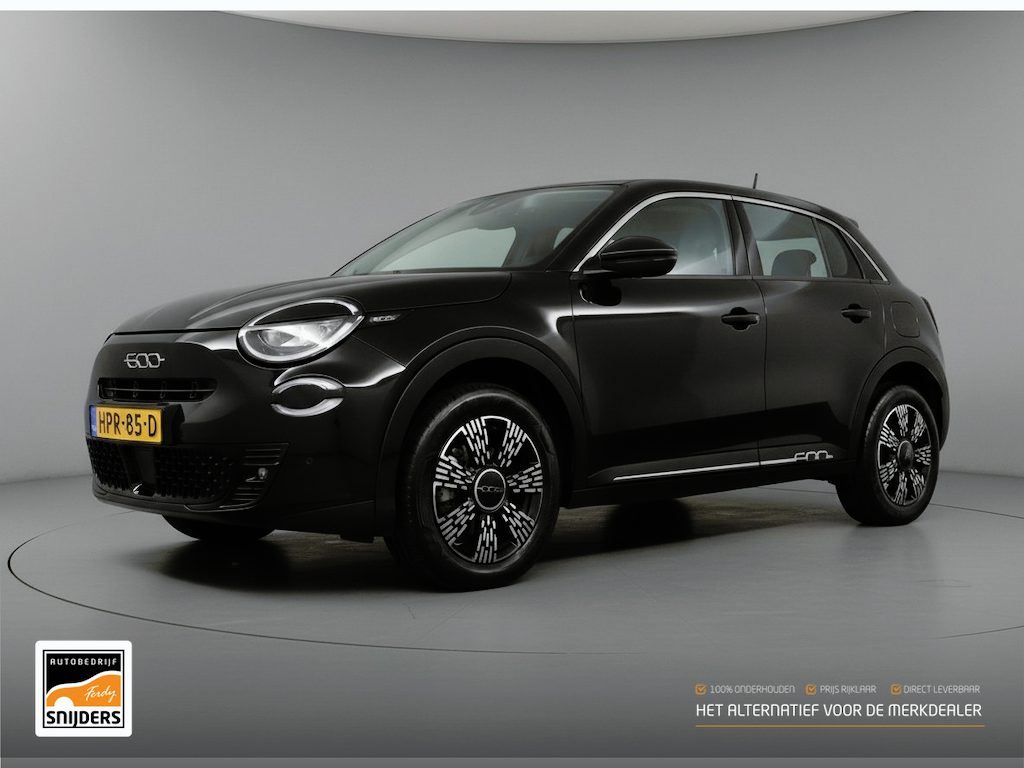 Fiat 600 1.2 Hybrid Urban Automaat, Orig.NL - NAP | DAB+ | Keyless | Navi | PDC+Camera | LED - RIJKLAAR + BOVAG GARANTIE