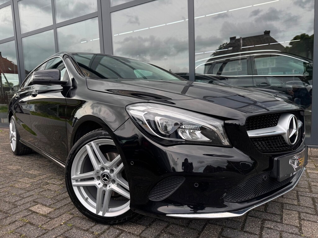 Mercedes-Benz CLA Shooting Brake 200 Business urban