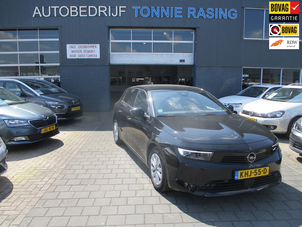 Opel Astra 1.2 Turbo Edition