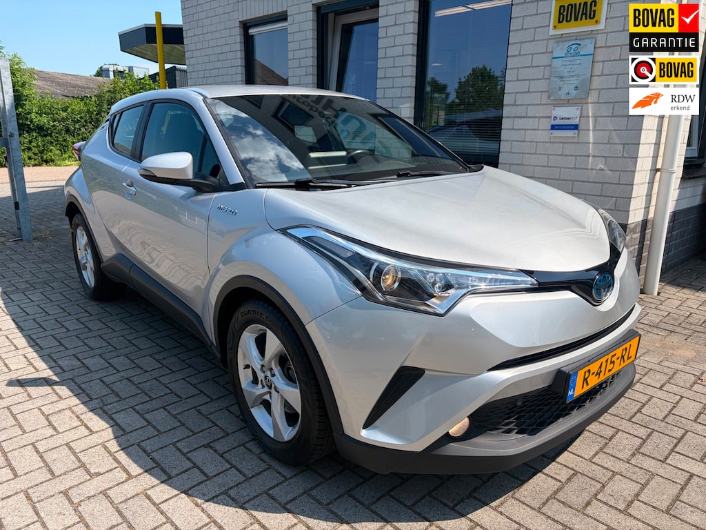 Toyota C-HR / C-HR+ 1.8 Hybrid Active / Cruise Controle / Camera / PDC V+A / Telefoon / Navigatie / Climate Controle / Trekhaak