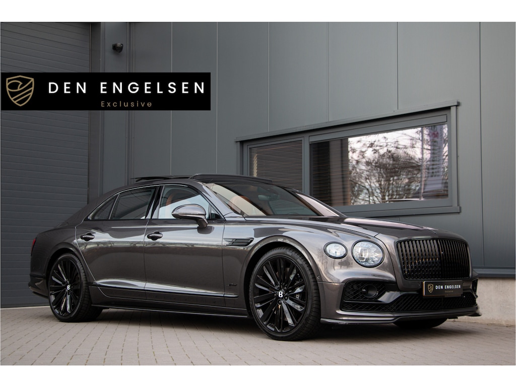 Bentley Flying Spur 6.0 W12 635PK | NL AUTO | BTW | Naim | Mulliner |Carbon | Head Up | Massage | Rear Entertainment | Ventilatie Stoelen | Stuurverwarming | Pano | Lane & Side Assist | ACC | Nachtzicht | Isolatieglas | Matrix | Black Pack | Bentley Rotating Display |22" Speed velgen |Hemel Leder | Koelkast | Softclose |Keyless Entry | Achterasbesturing | €377.112,- N.P