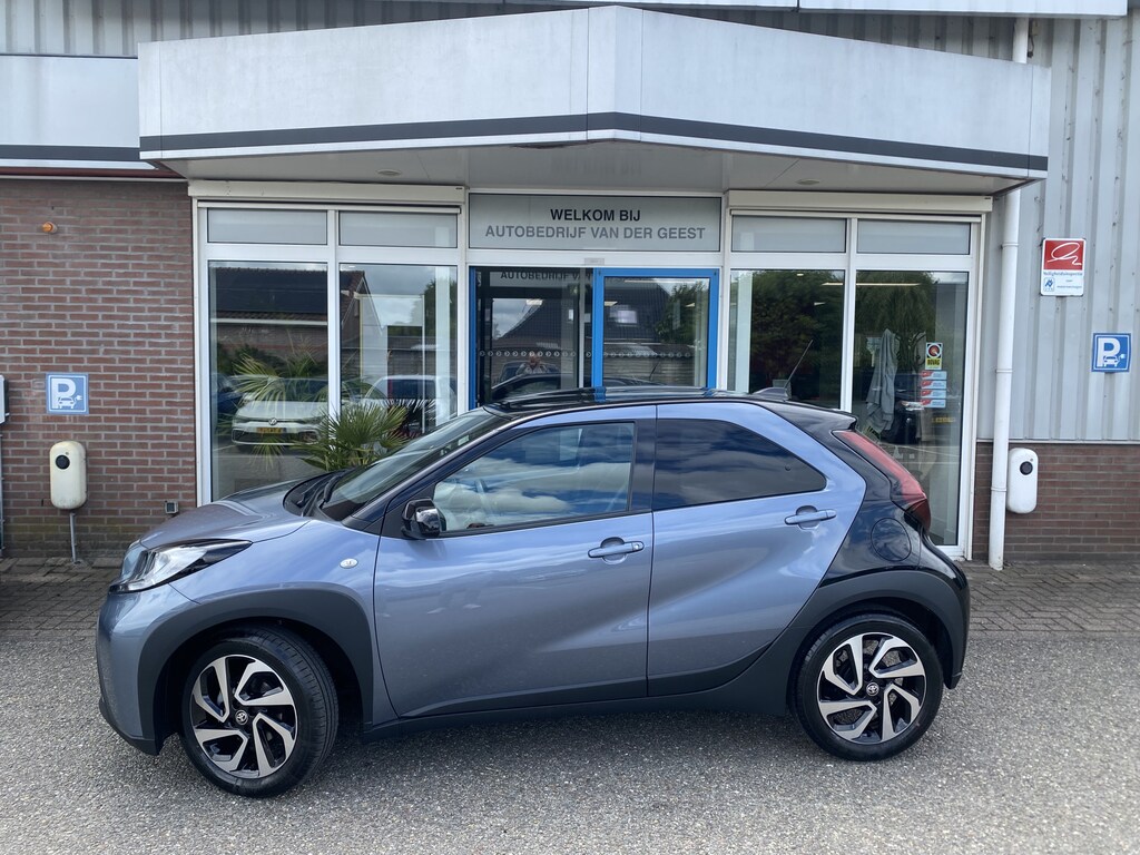 Toyota Aygo X 1.0 VVT-i MT Team D Bi-Tone Apple Carplay Android Auto