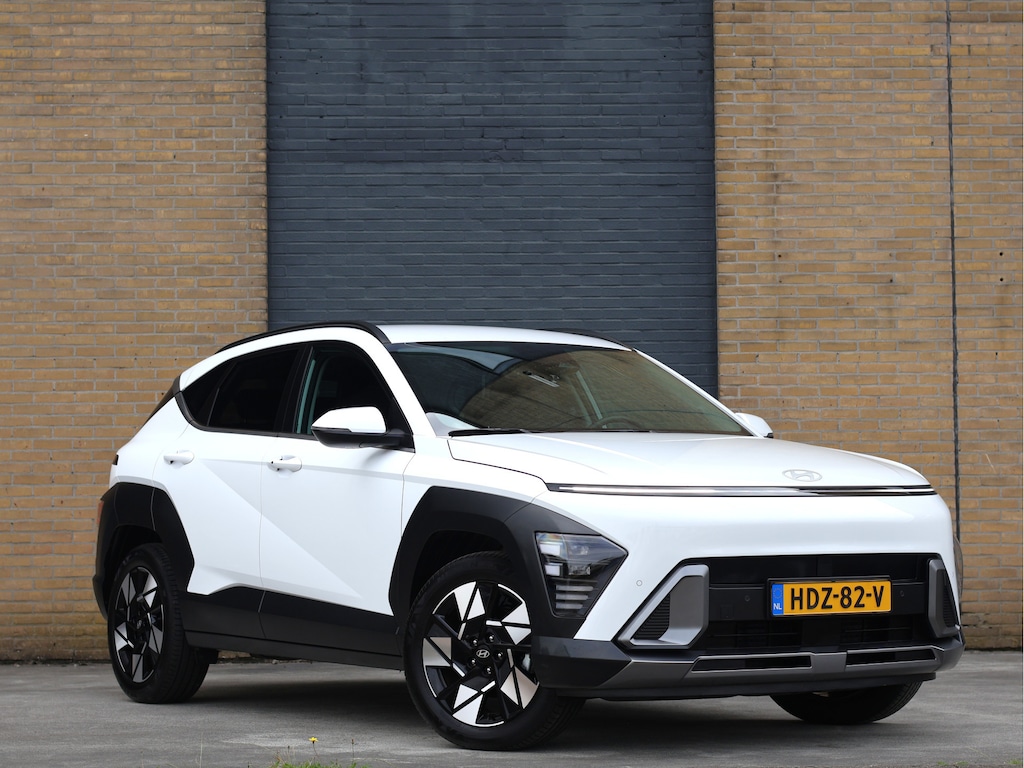 Hyundai Kona 1.6 GDI HEV Comfort Smart | ACC | Dodehoek | Carplay | Cam | Keyless | Org. NL