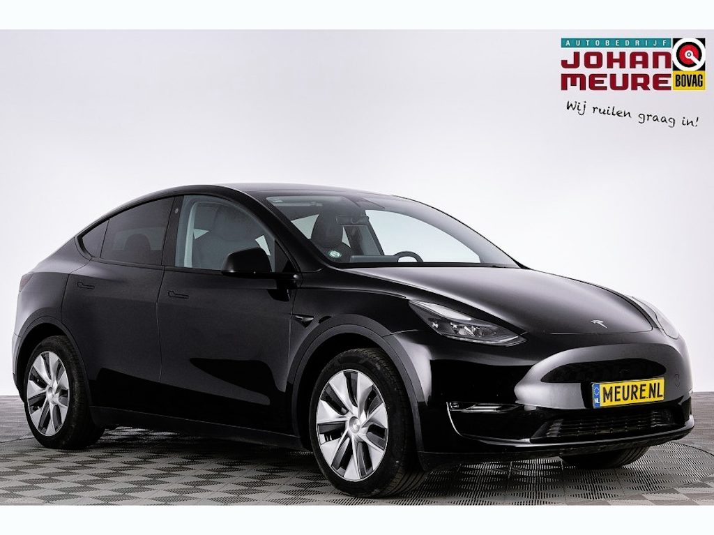 Tesla Model Y Long Range Dual Motor 75 kWh *SOH 94.6%* PANORAMADAK | LEDER !