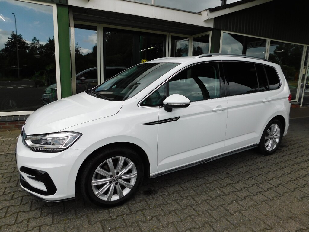Volkswagen Touran 1.4TSI 150PK 7P! R-LINE!! All-in Prijs! Trekhaak!