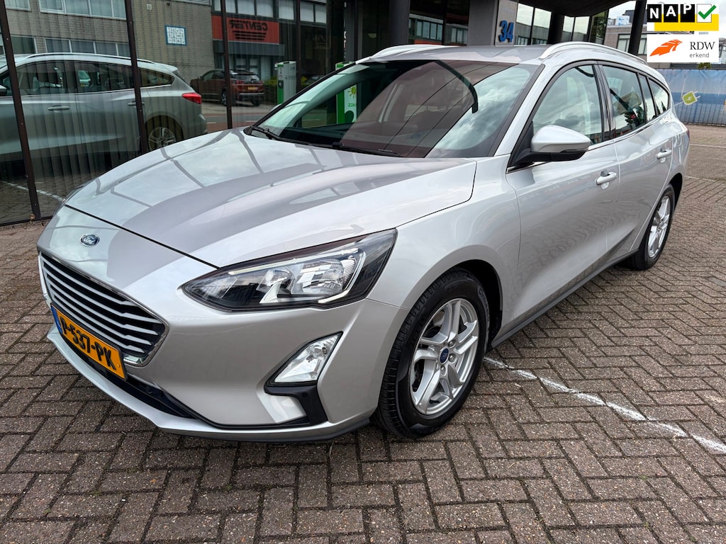 Ford Focus Wagon 1.0 EcoBoost Edition Business / Xenon / Apple/Android Carplay / Camera / LED