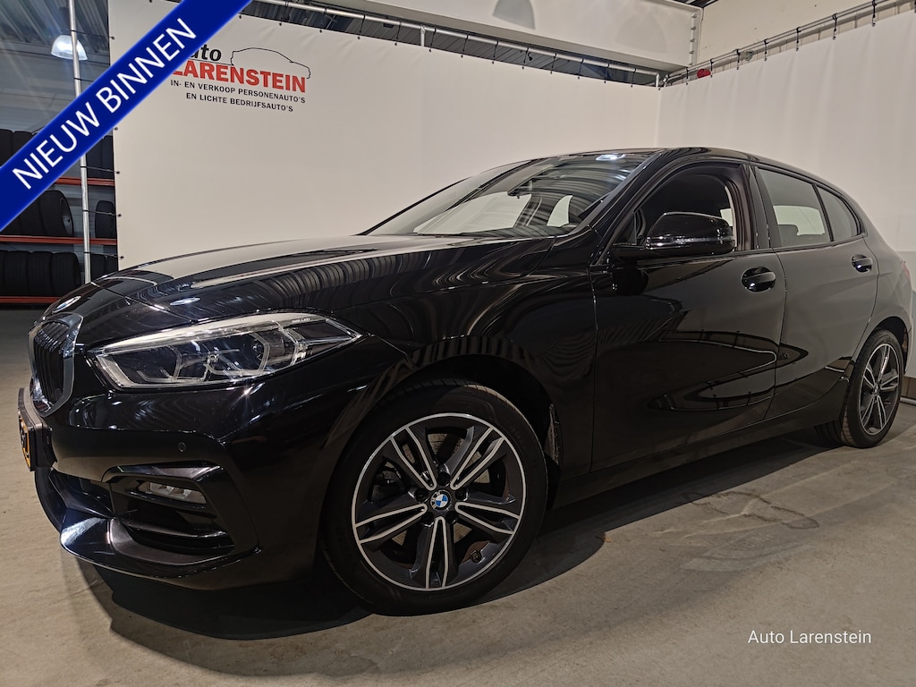 BMW 1-Serie 120i 178pk M-Sport-Line Aut.7 131kw 5 Drs Connect Pack / Navi / LED / DAB / ACC / Carplay