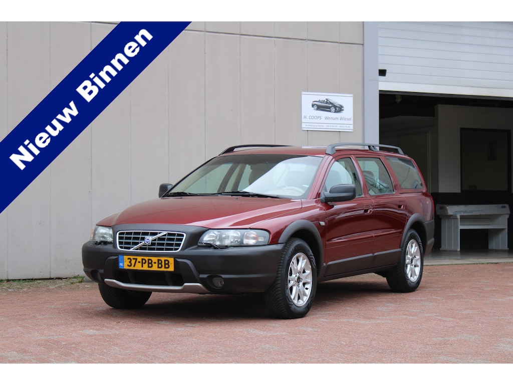 Volvo XC70 2.5 T AWD AUTOMAAT YOUNGTIMER 8x XC70 op voorraad